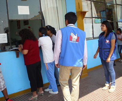 verifican-matricula-colegio-inmaculada