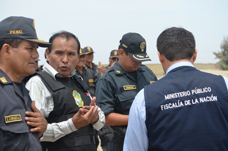 desalojo-invasores-en-el-sur-barrantes